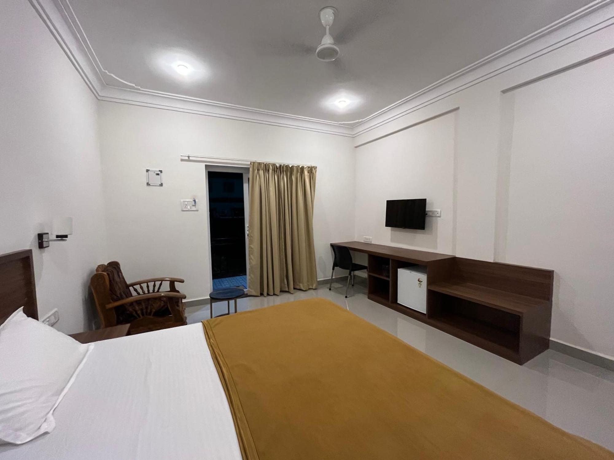 Morjim Sunset Guesthouse - 300 Meter To Morjim Beach Экстерьер фото