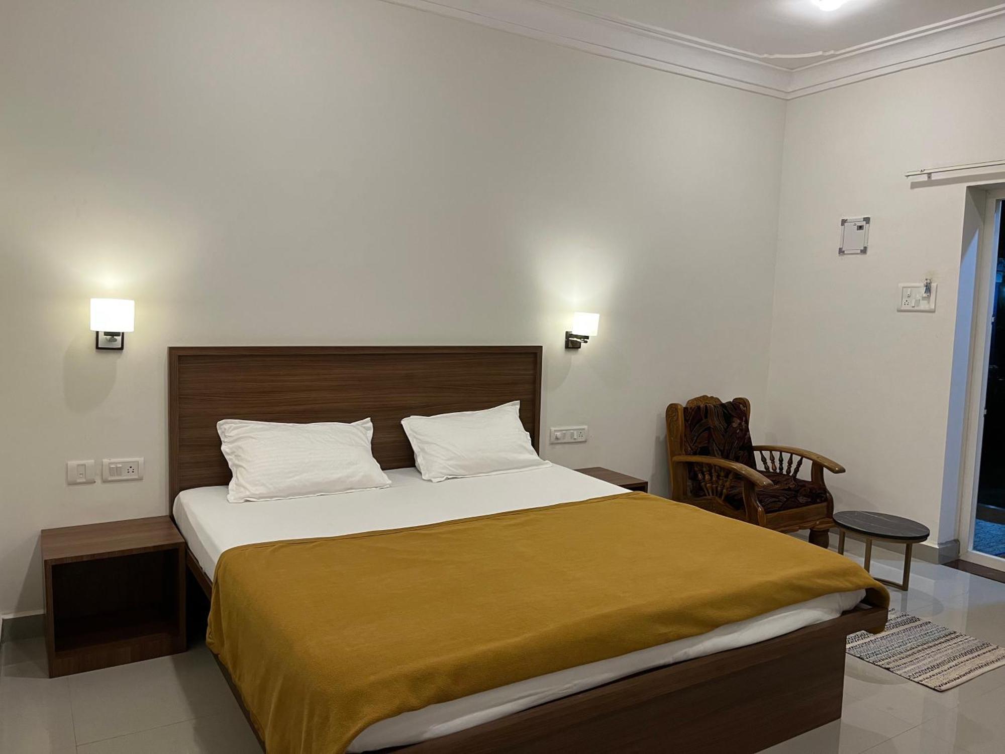 Morjim Sunset Guesthouse - 300 Meter To Morjim Beach Экстерьер фото